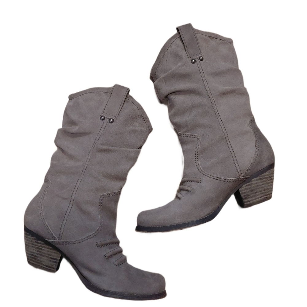 Vintage BCBGeneration Women's Gray Cowboy Boots Size 7.5 Western Heeled Boots